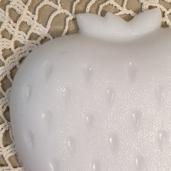 Strawberry Shaped Milk Glass Dishes Set Of 2 - Picture 8 of 9